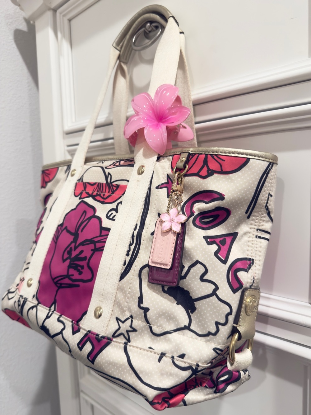 🌸🌺 Coach Kyra Floral & Polka Dot Print Cream Sateen Tote Bag - Picture 3 of 16